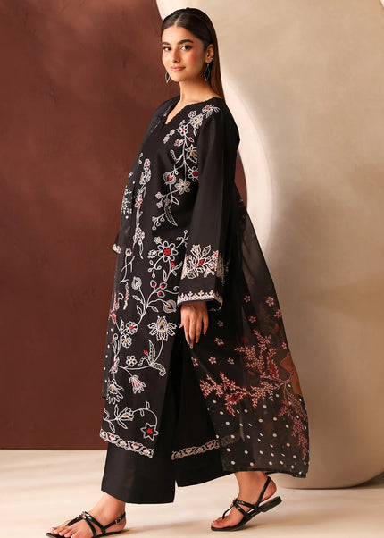 Baroque | Embroidered Lawn UF-4483