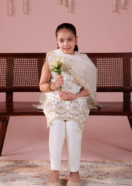 Emaan Adeel | Her To Her - Maha