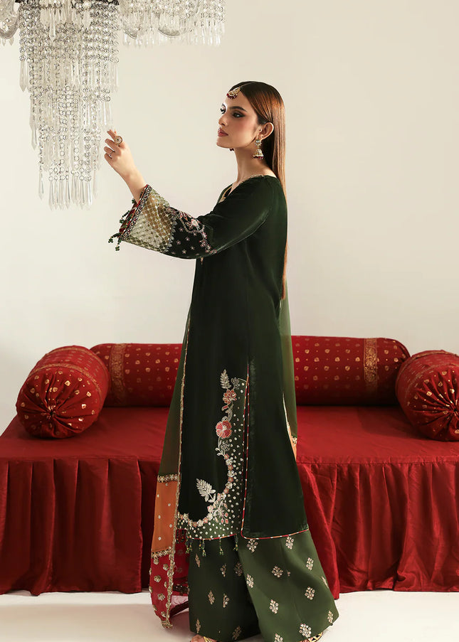 Emaan Adeel | Zarposh Velvet - Aarish