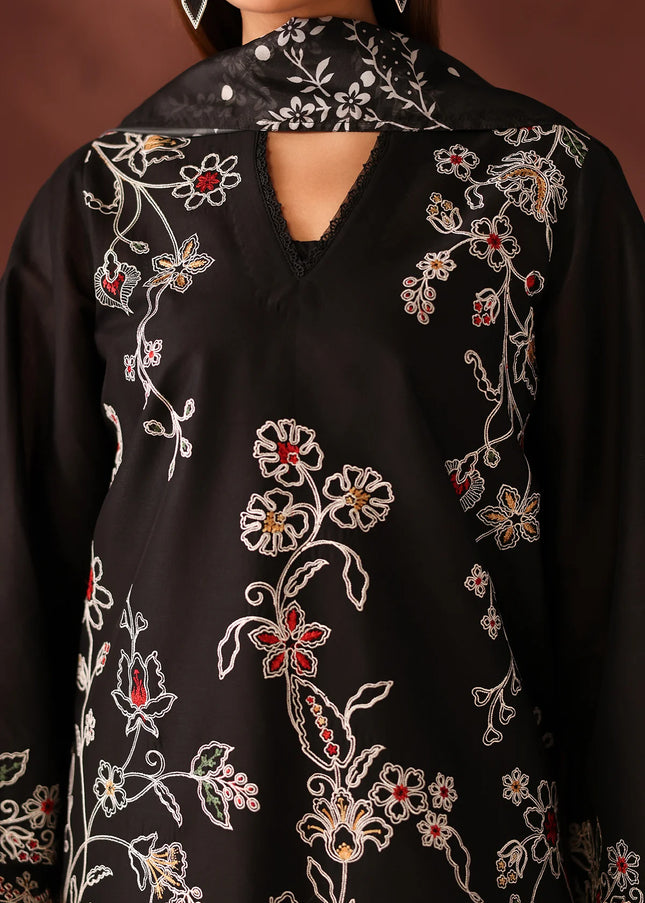 Baroque | Embroidered Lawn UF-4483