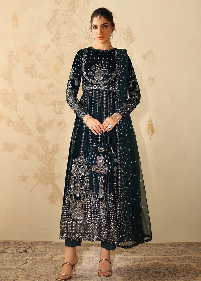 Baroque | Embroidered Velvet UF-4318