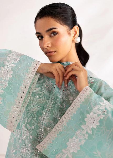 Baroque | Embroidered Lawn UF-4451