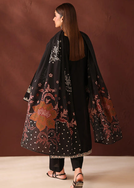 Baroque | Embroidered Lawn UF-4483