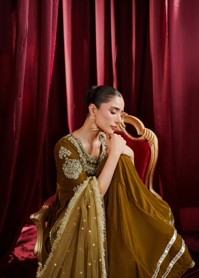Shanzay Anooshay | Aurelia