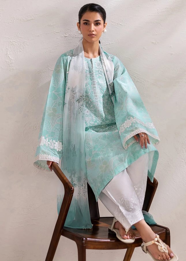 Baroque | Embroidered Lawn UF-4451
