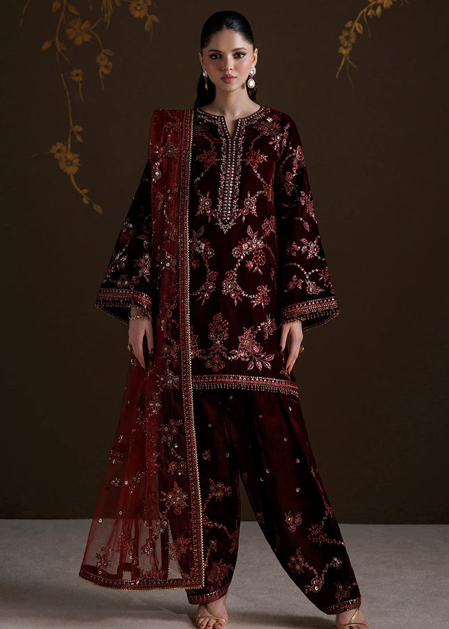 Baroque | Embroidered Velvet UF-4550