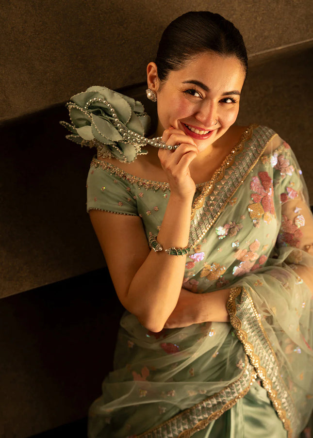 Faiza Saqlain | Reina - Nureet