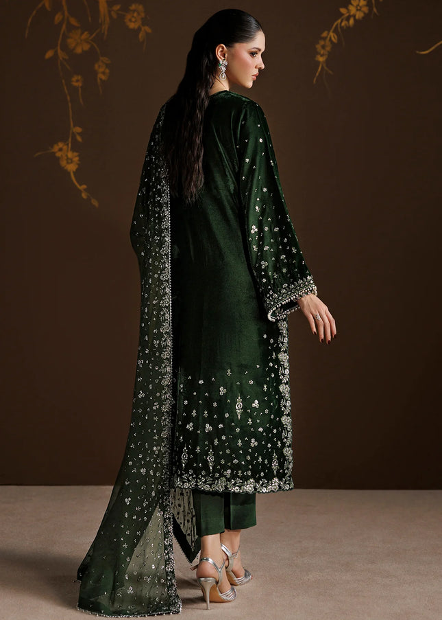 Baroque | Embroidered Velvet UF-4545