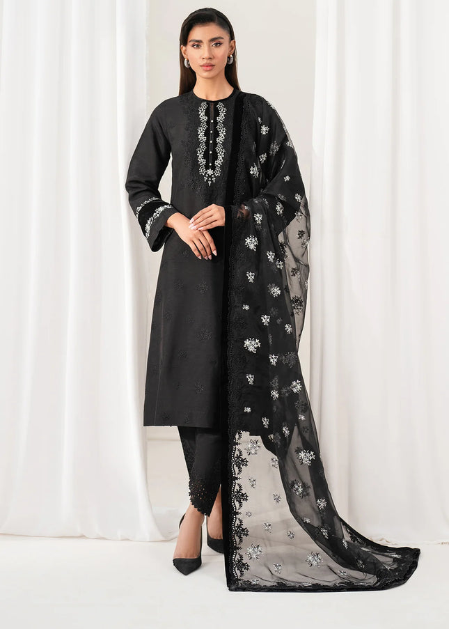 Baroque | Embroidered Raw Silk UF-4137