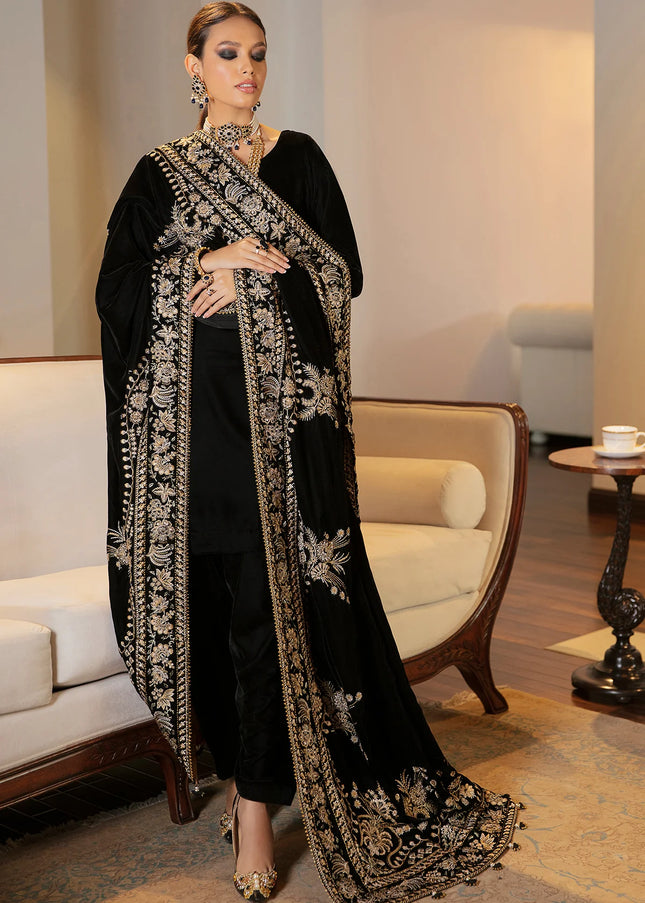 Baroque | Embroidered Velvet Shawl VS-24