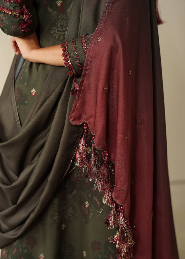 Baroque | Embroidered Khaddar UF-4330