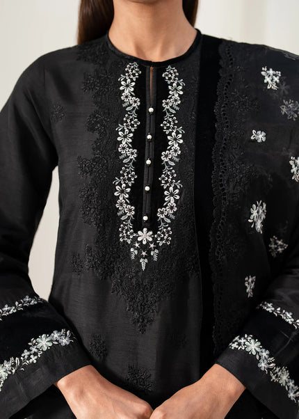 Baroque | Embroidered Raw Silk UF-4137