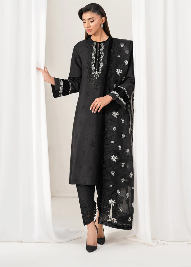 Baroque | Embroidered Raw Silk UF-4137