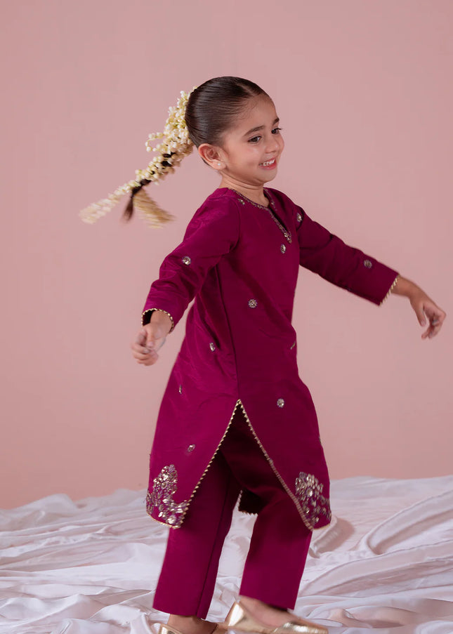 Emaan Adeel | Her To Her - Aden