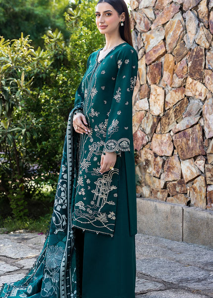 Farasha | Eminence Khaddar F/W '25 - Viona