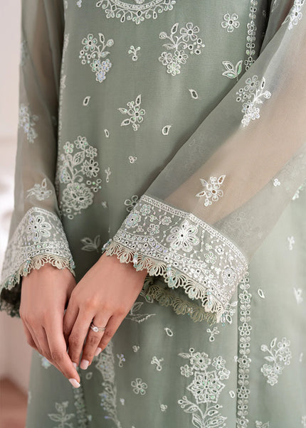 Farasha | Essence Formals'25 - Ash Green