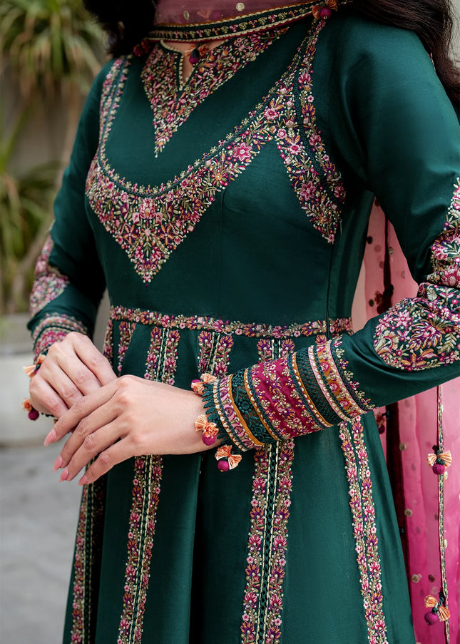 Jazmin | Shahkaar Luxury Lawn '25 - JSFI-D1