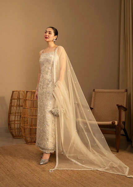 Faiza Saqlain | Reina - Penina