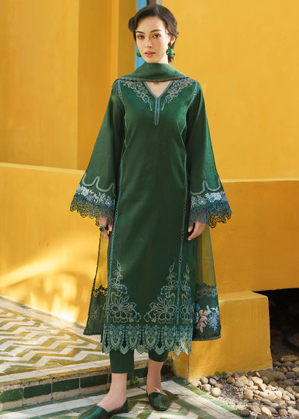 Baroque | Embroidered Jacquard Lawn UF-572