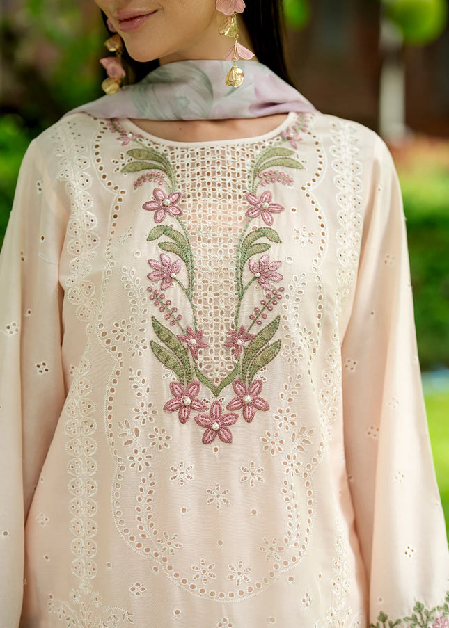 Baroque | Embroidered Lawn UF-4272
