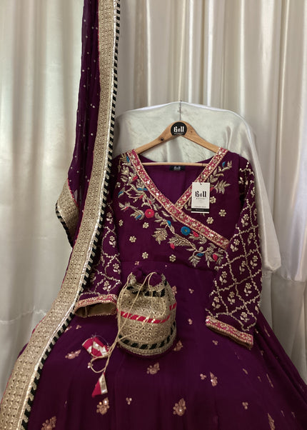 BnU | Maxi - Nageena