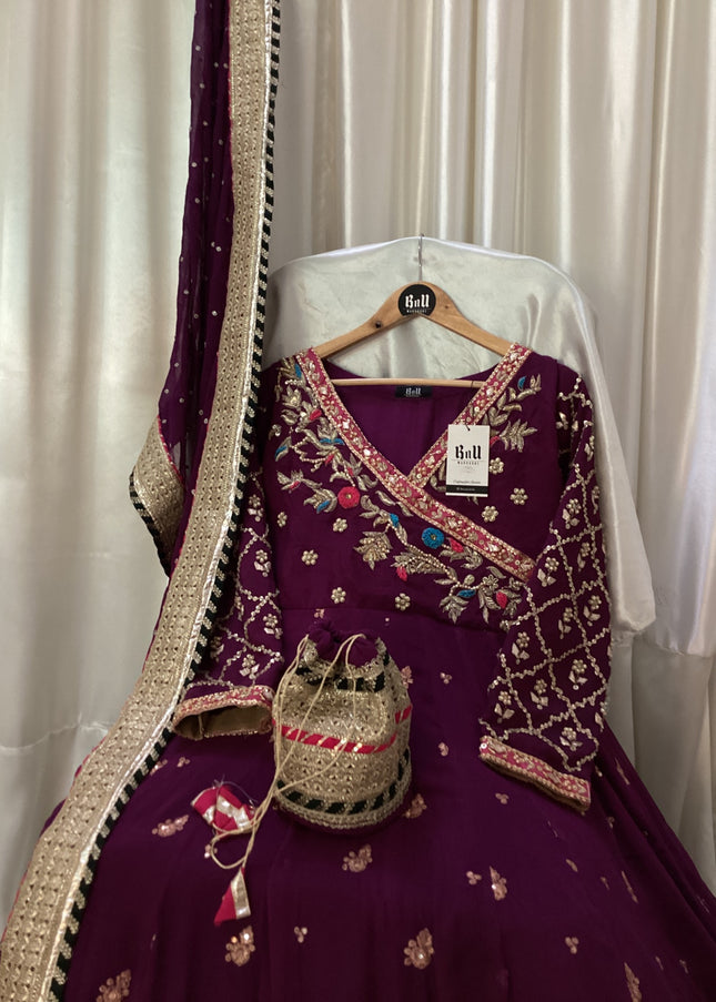 BnU | Maxi - Nageena