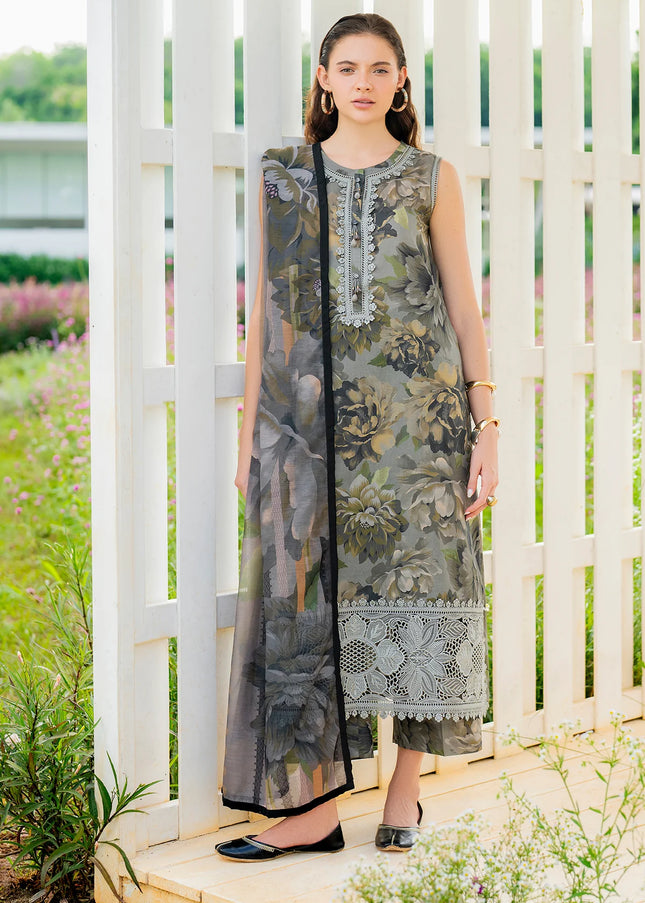 Baroque | Embroidered Lawn UF-4218