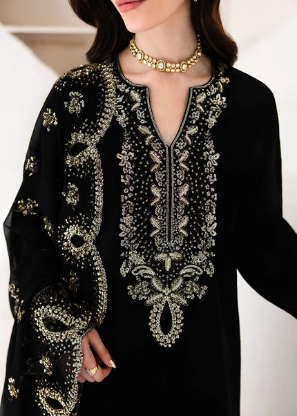Emaan Adeel | Velvet Affair - Vera
