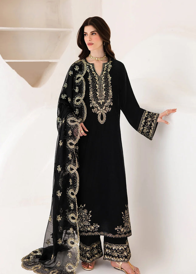 Emaan Adeel | Velvet Affair - Vera