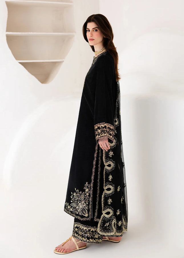 Emaan Adeel | Velvet Affair - Vera