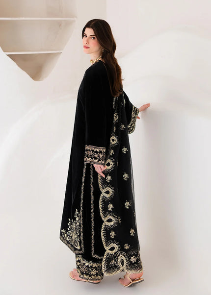 Emaan Adeel | Velvet Affair - Vera