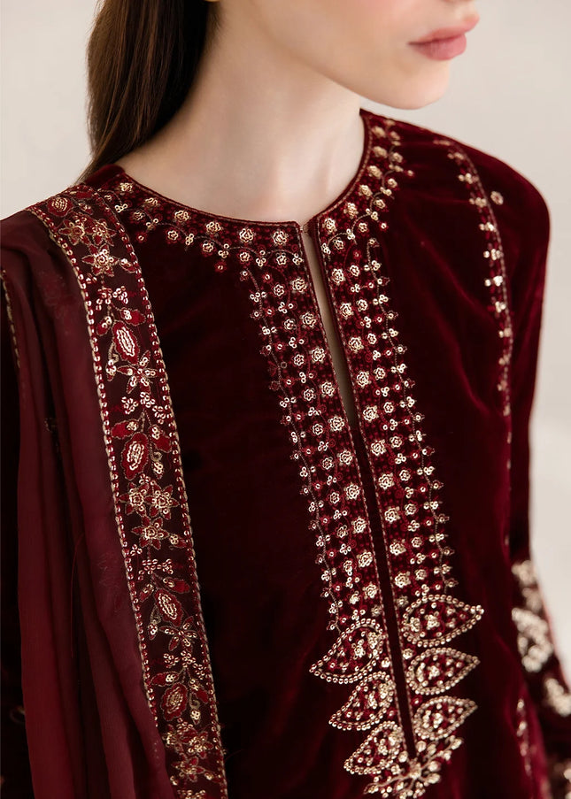 Emaan Adeel | Velvet Affair - Corinne