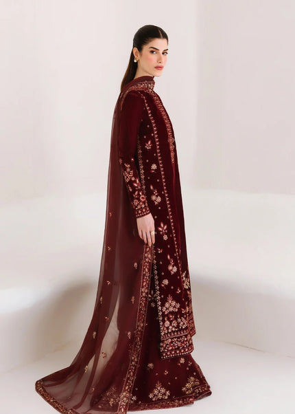 Emaan Adeel | Velvet Affair - Corinne