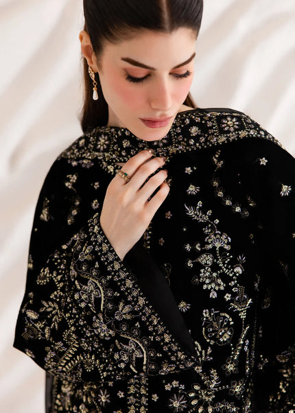 Emaan Adeel | Velvet Affair - Livia