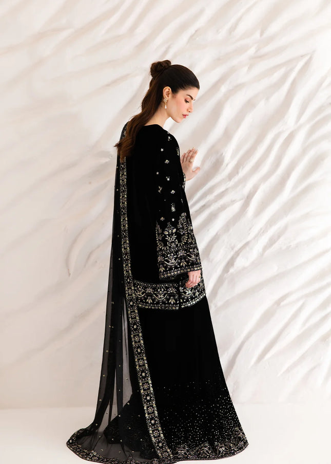 Emaan Adeel | Velvet Affair - Livia
