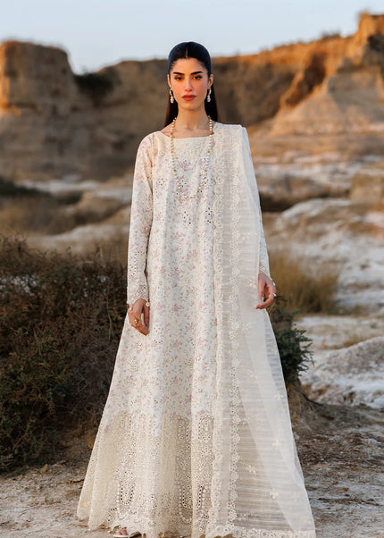 Emaan Adeel | Sunlit Groove - Sunkissed