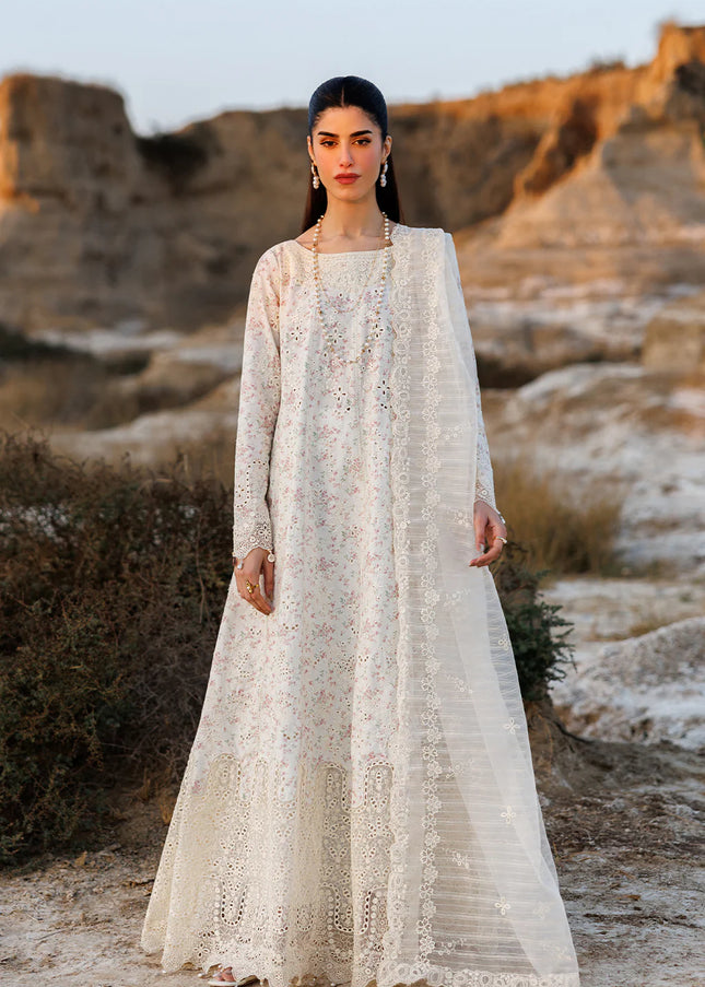 Emaan Adeel | Sunlit Groove - Sunkissed