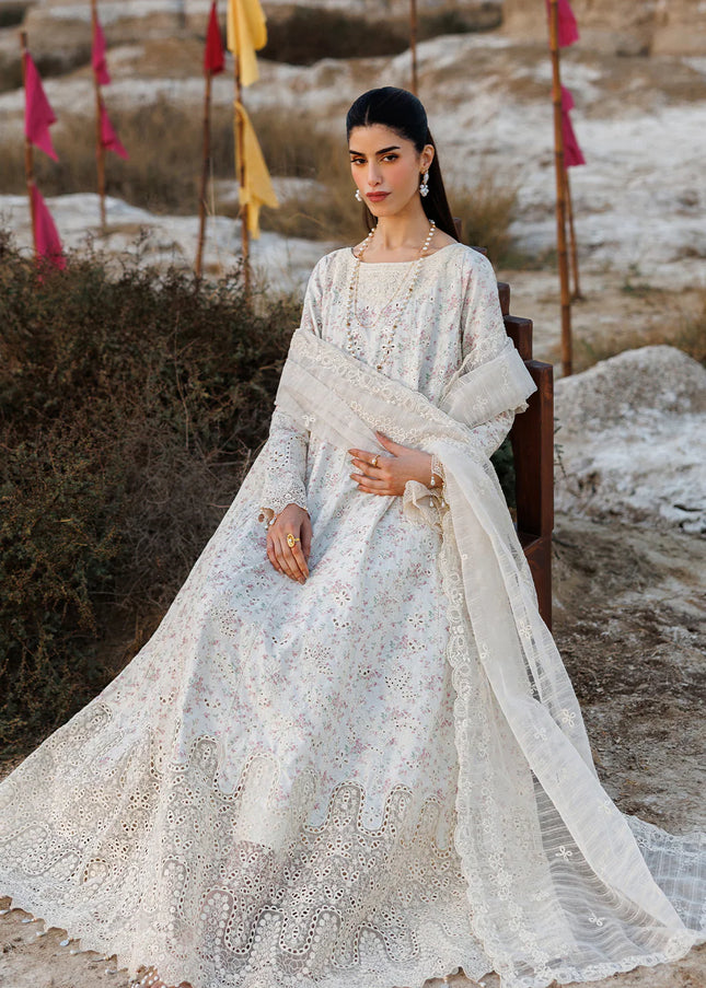 Emaan Adeel | Sunlit Groove - Sunkissed
