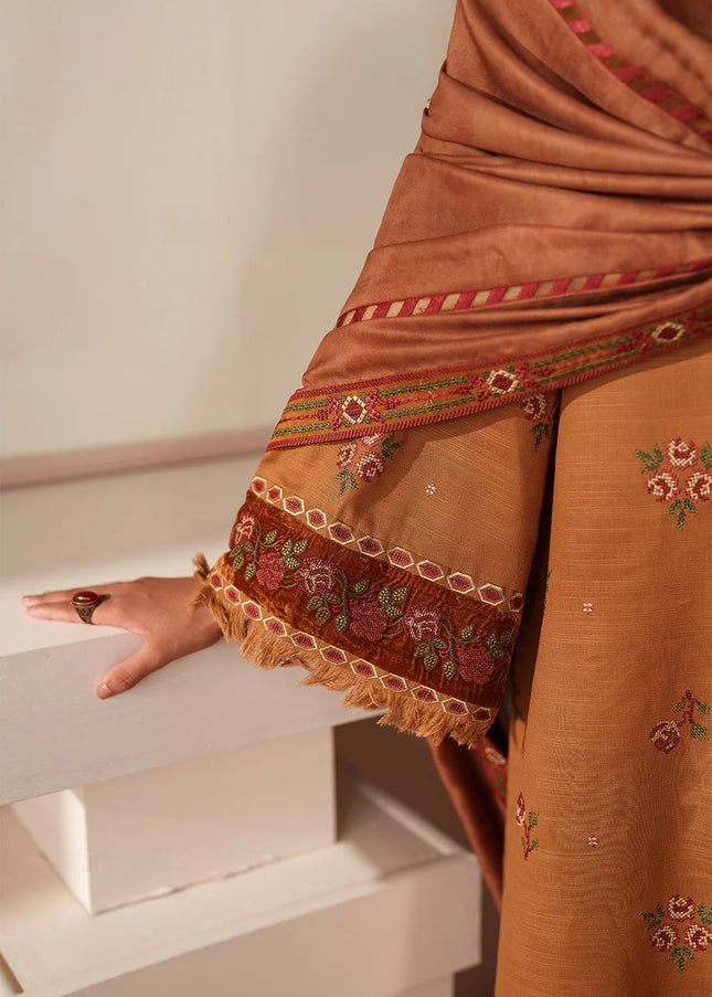 Baroque | Embroidered Khaddar UF-4351