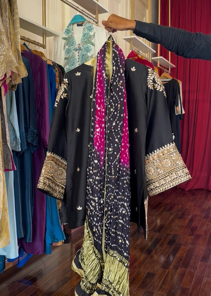 Zainab Shamsi | The Gotta Set - Black