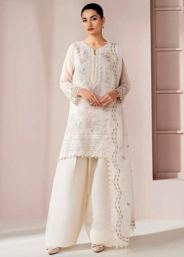 Baroque | Embroidered Cotton Patti UF-4187