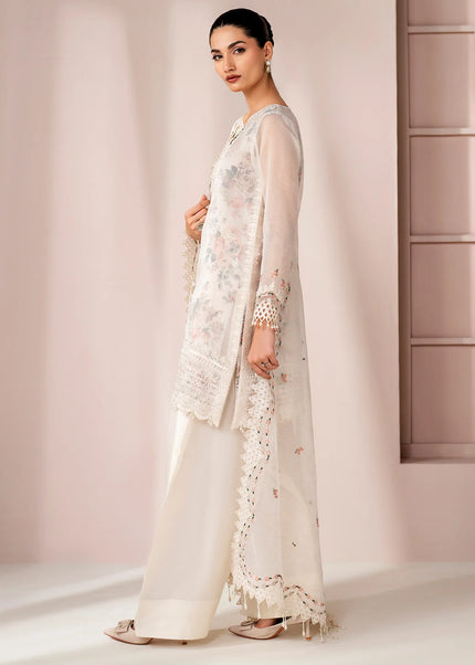 Baroque | Embroidered Cotton Patti UF-4187