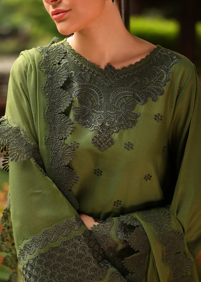 Baroque | Embroidered Lawn UF-4258