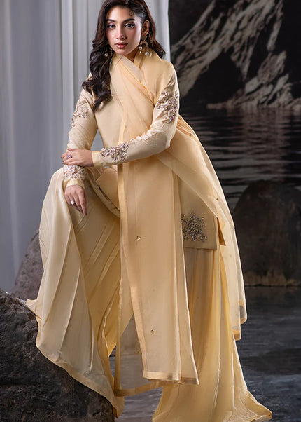 Farrukhzia | Laavni - Skin