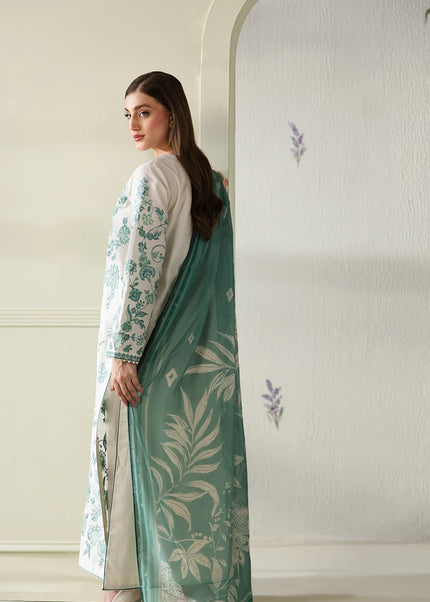 Baroque | Embroidered Jacquard Lawn UF-4430