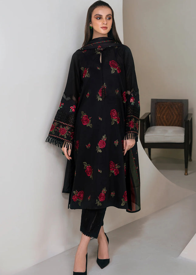 Baroque | Embroidered Lawn UF-361