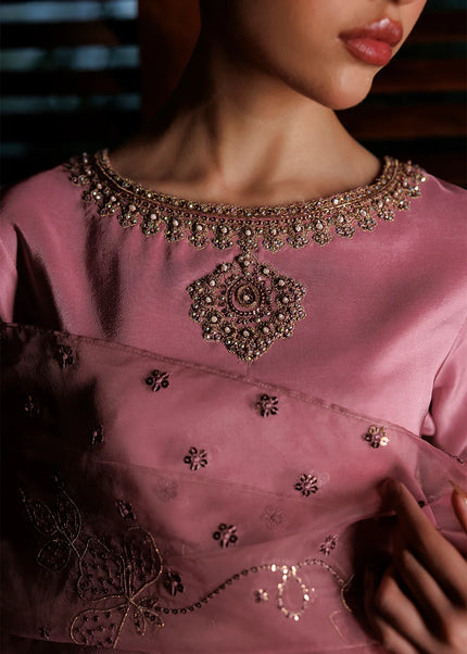 Iznik | Festive Formals ‘26 - UE-726