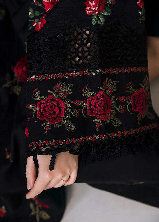 Baroque | Embroidered Lawn UF-361