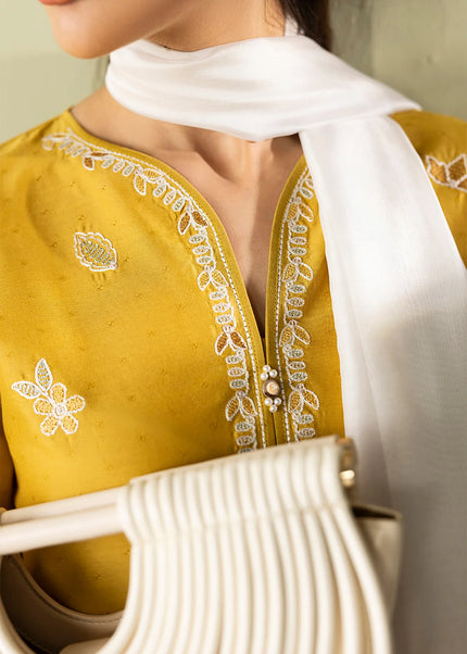 Baroque | Embroidered Lawn UF-4419