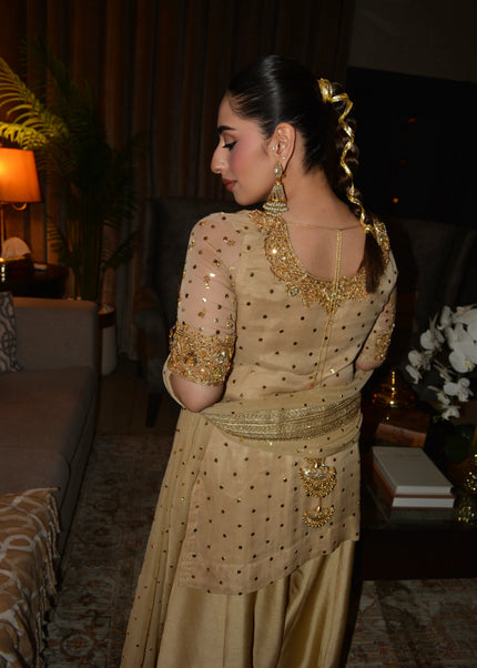 Shanzay Anooshay | Ruha